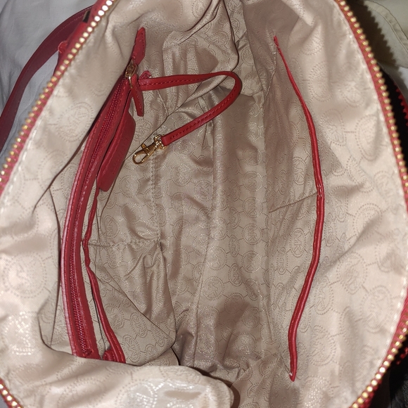 Michael Kors quilted red bag - Picture 6 of 9